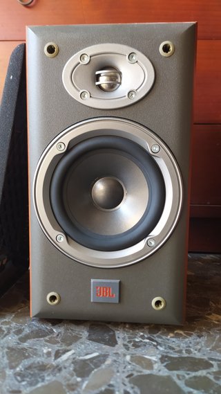2 Altavoces JBL Northbridge E20