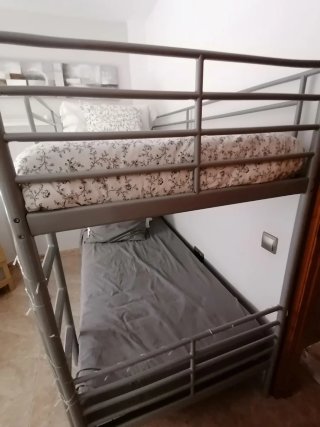 Litera IKEA SVÄRTA gris 90x200