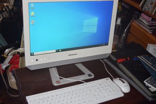 Lenovo Serie C + Scanner Canon LiDE25