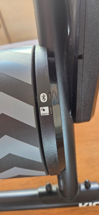 Rodillo Wahoo KICKR CORE + Cassette + Esterilla