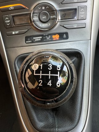 Toyota Auris 2009 1.3 gasolina