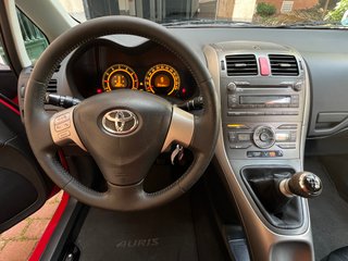 Toyota Auris 2009 1.3 gasolina