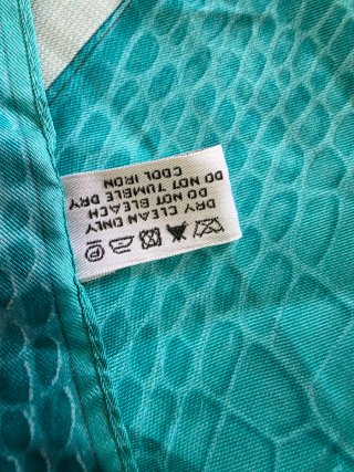 Foulard Longchamp Teal & White