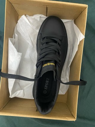 Alexander McQueen Zapatillas Negras Talla 42