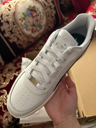Zapatillas Puma Blancas y Verdes