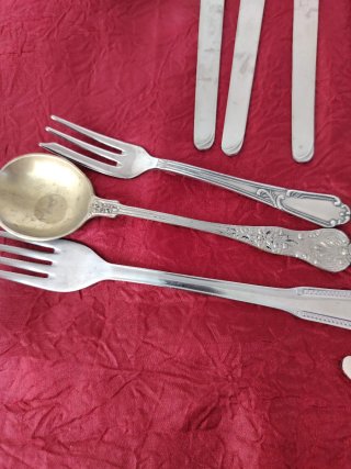 Posate miste metallo oro e argento