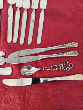Posate miste metallo oro e argento