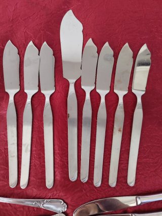 Posate miste metallo oro e argento