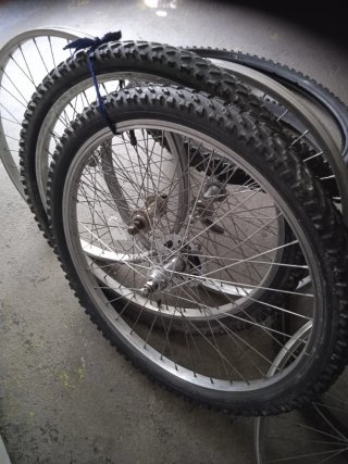 Ruedas de bicicleta 24 completas