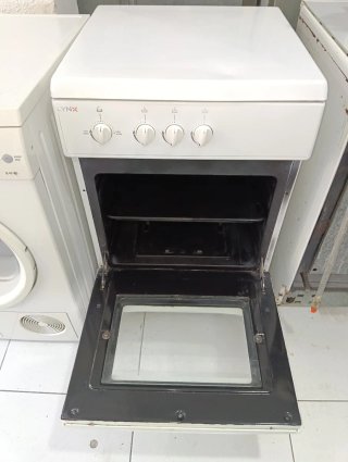 Cocina de gas LYNX con horno y 3 fuegos