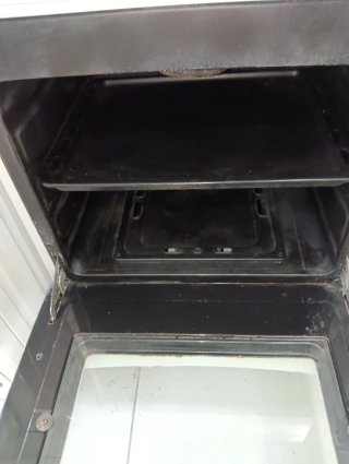 Cocina de gas LYNX con horno y 3 fuegos