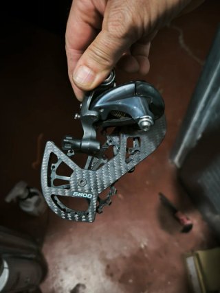 Patilla carbono cambio Shimano ultegra 6800