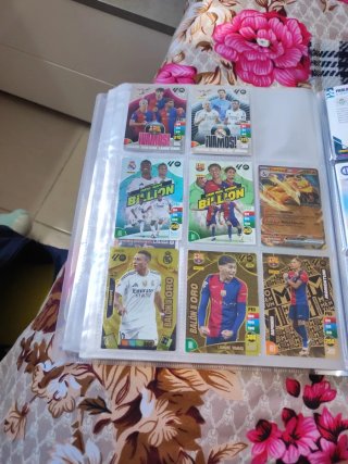Lote Cromos Fútbol Balón de Oro y Pokémon