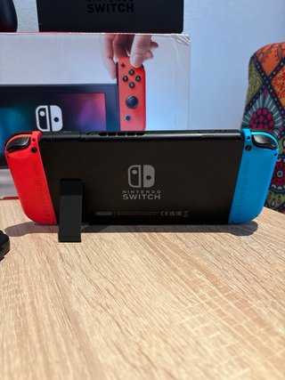 Nintendo Switch Azul y Rojo