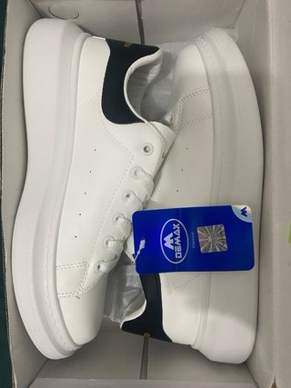 Zapatillas Alexander McQueen Blancas y Negras