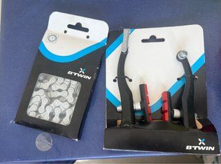 Cadena y frenos B'Twin para bici