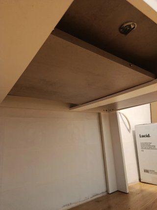 Mesa de comedor moderna