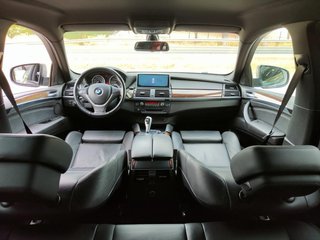 BMW X6 2012