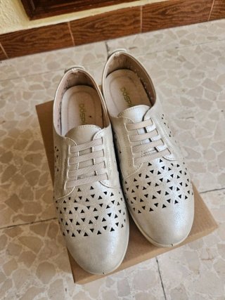 Zapatillas Dospies Mujer Beige/Oro