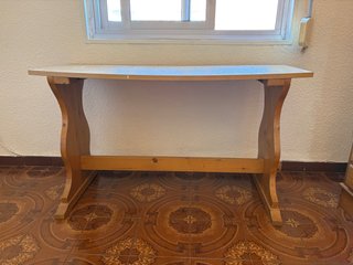Mesa de madera rústica