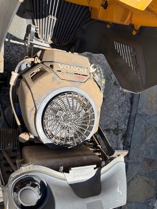 Tractor cortacésped Stiga  estate 7122