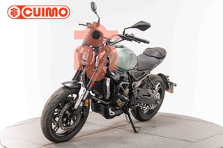 VOGE 300 AC