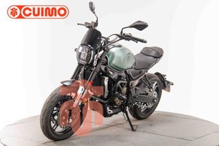 VOGE 300 AC
