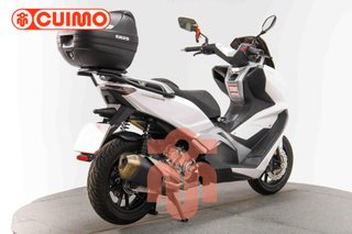 KEEWAY VIESTE 300