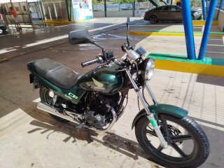 Honda CB 250 Two Fifty Verde