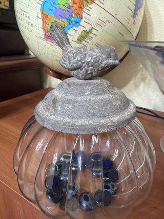 Lámpara Globo terráqueo, jarrón y centros de mesa