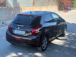 Peugeot 208 2012 DIESEL