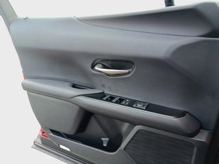Lexus UX 2.0 250h Business City