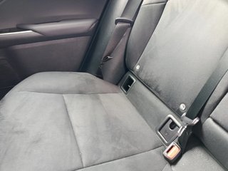 Lexus UX 2.0 250h Business City