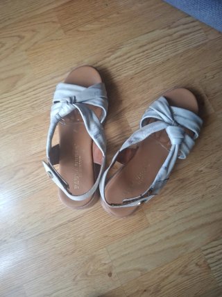 Sandalias paula Urban Talla 37 Plata