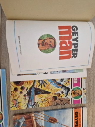 lote 5 antiguo comic las aventuras de Geyperman