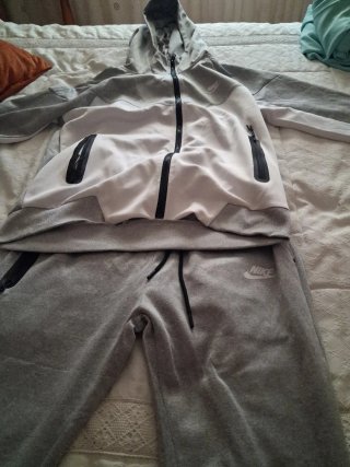 Conjunto Chándal Nike Gris y Blanco