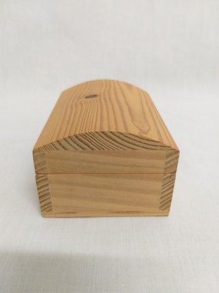 Caja de madera de pino maciza