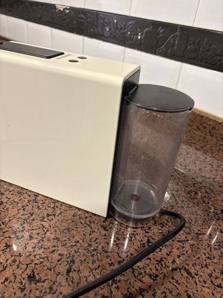 Cafetera Nespresso Krups Mini Essenza