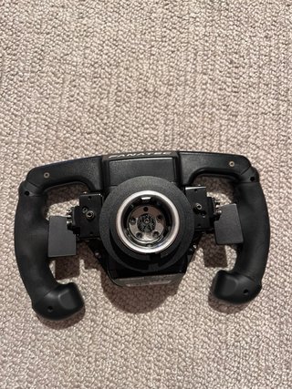 Simulatore di guida Fanatec Playseat rosso