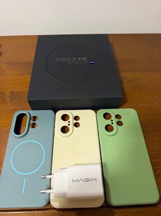 Vivo X200 FE 512GB + Custodie