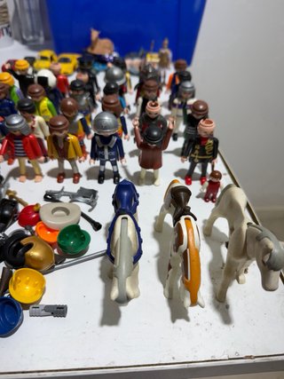 Lote Playmobil 52 figuras + extras