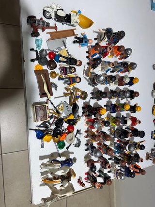 Lote Playmobil 52 figuras + extras