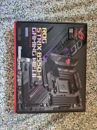 PC Gaming: Caja MSI, Fuente EVGA, Placa ASUS