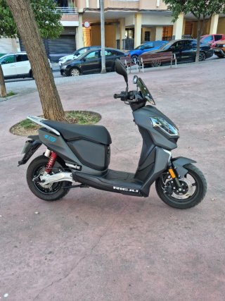 Rieju E City 125 Eléctrica Gris