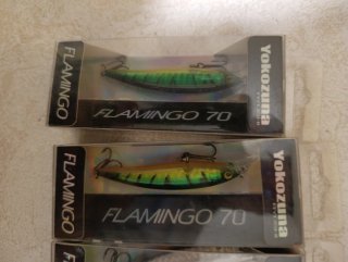 Pack 4 señuelos Yokozuna Flamingo 70