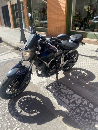 Yamaha MT-07 13.000 km limitada