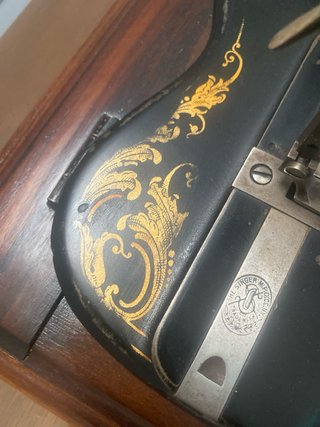 Máquina de coser Singer antigua