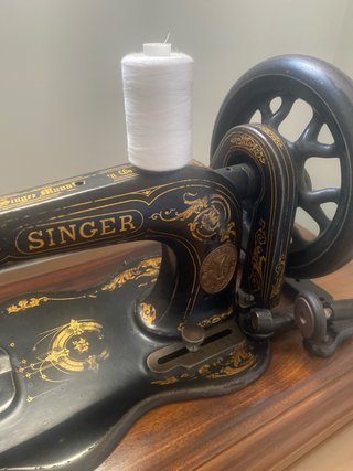 Máquina de coser Singer antigua