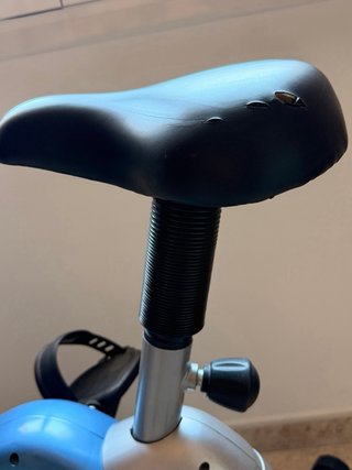 Bicicleta Estática Azul y Gris