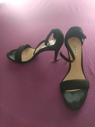 Zapatos de tacón, negros Stradivarius Talla 40